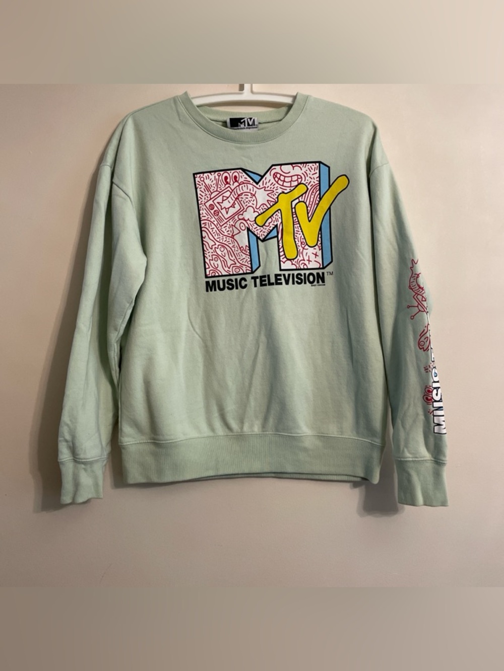 MTV Light Green Crewneck Sweatshirt with Yellow & Pink Logo